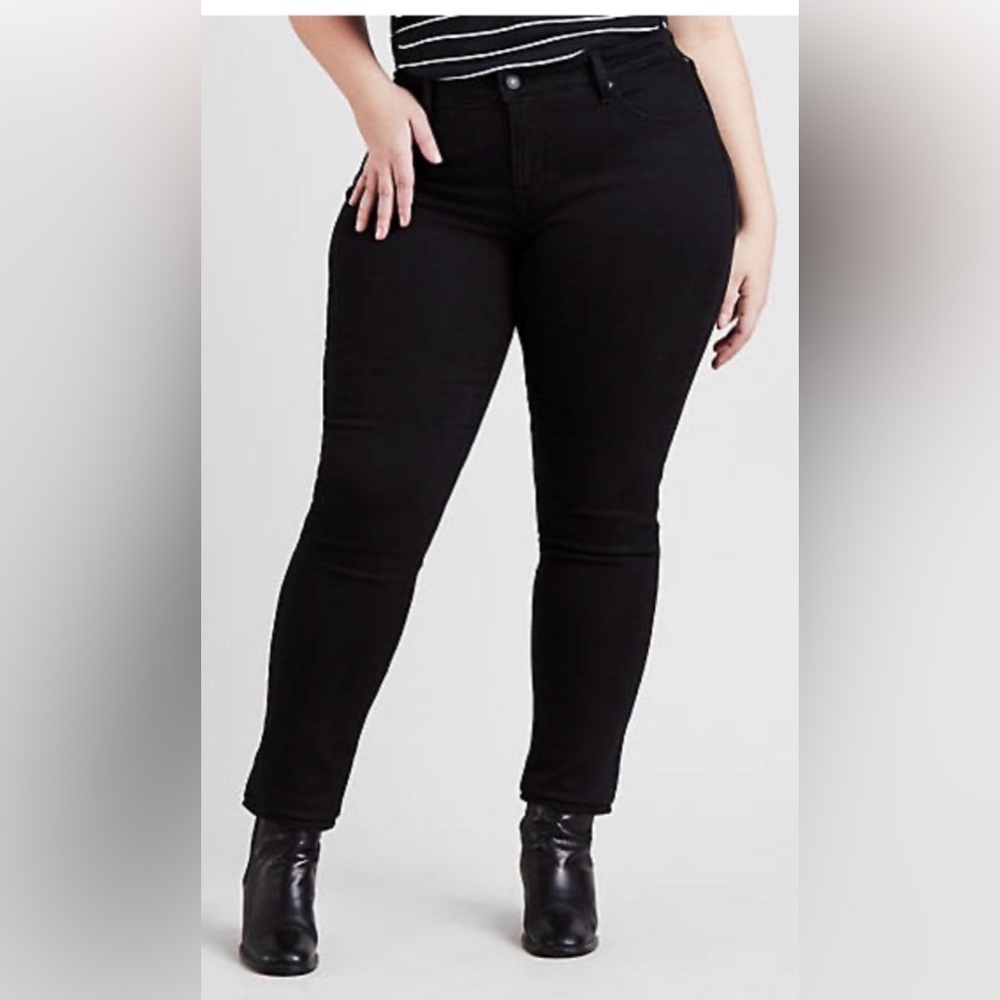 Levi's Women's Black 311 Shaping Skinny Jeans